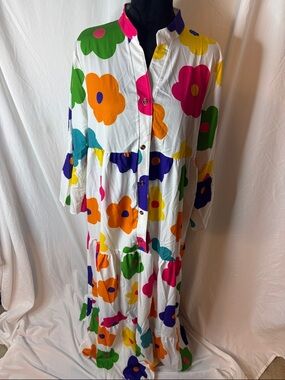 Women’s White Floral Button-Front Long Sleeve Maxi Dress